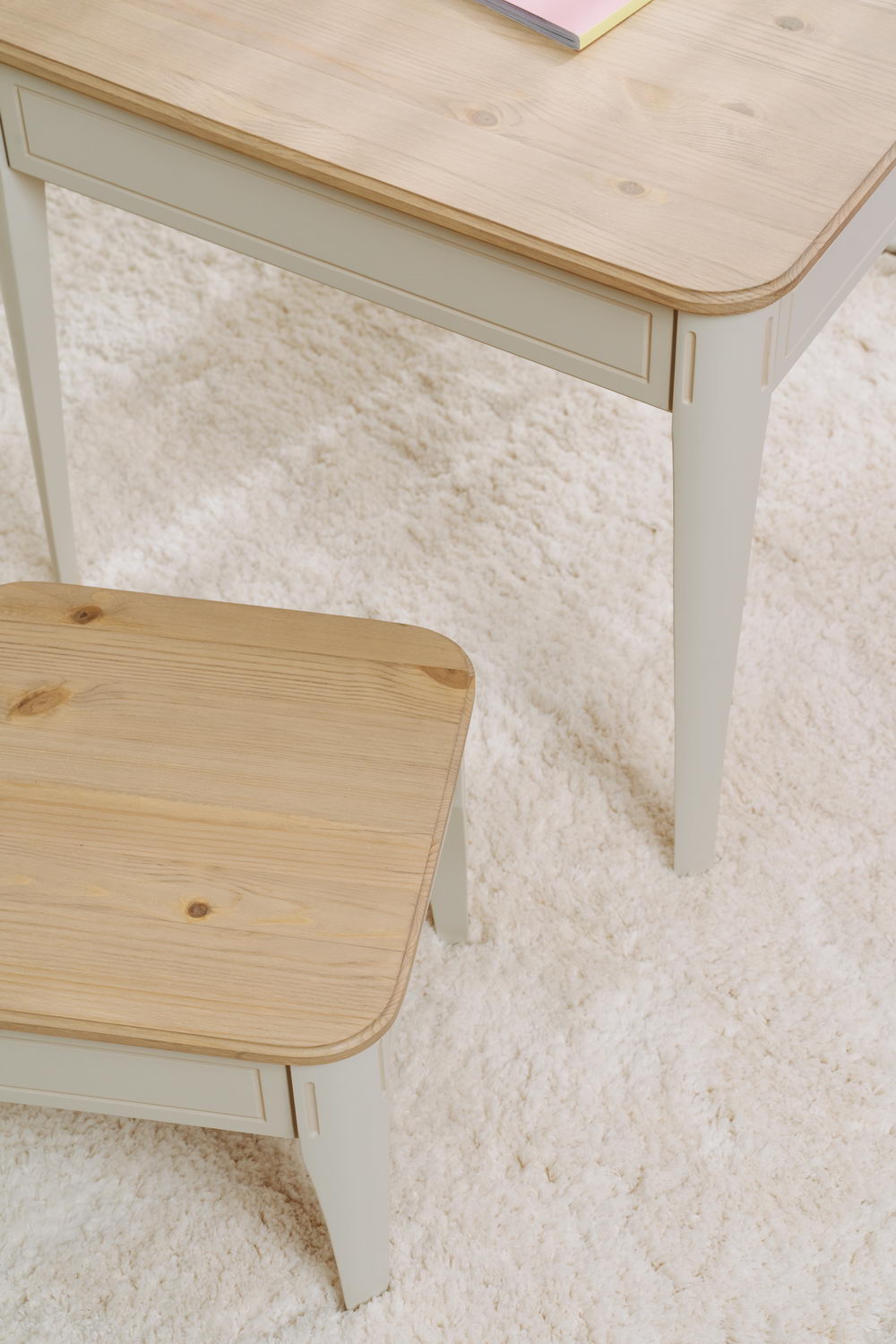 Банкетка массив сосны Бетти №1